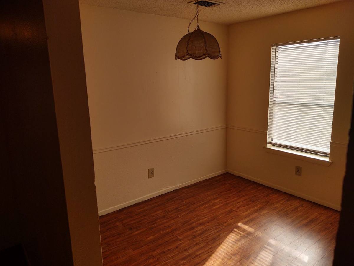 Apartment for rent at 240 & 242 Craddock St, San Marcos, TX 78666