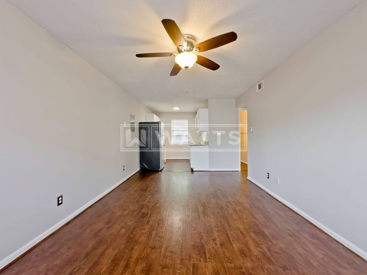 Apartment for rent at 1413 14th St S, Birmingham, AL 35205