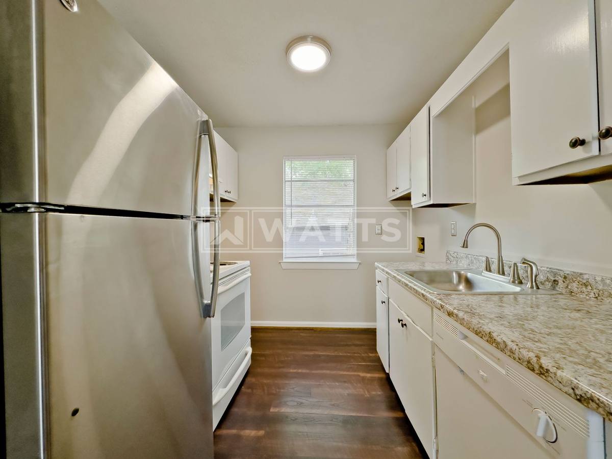 Apartment for rent at 1413 14th St S, Birmingham, AL 35205