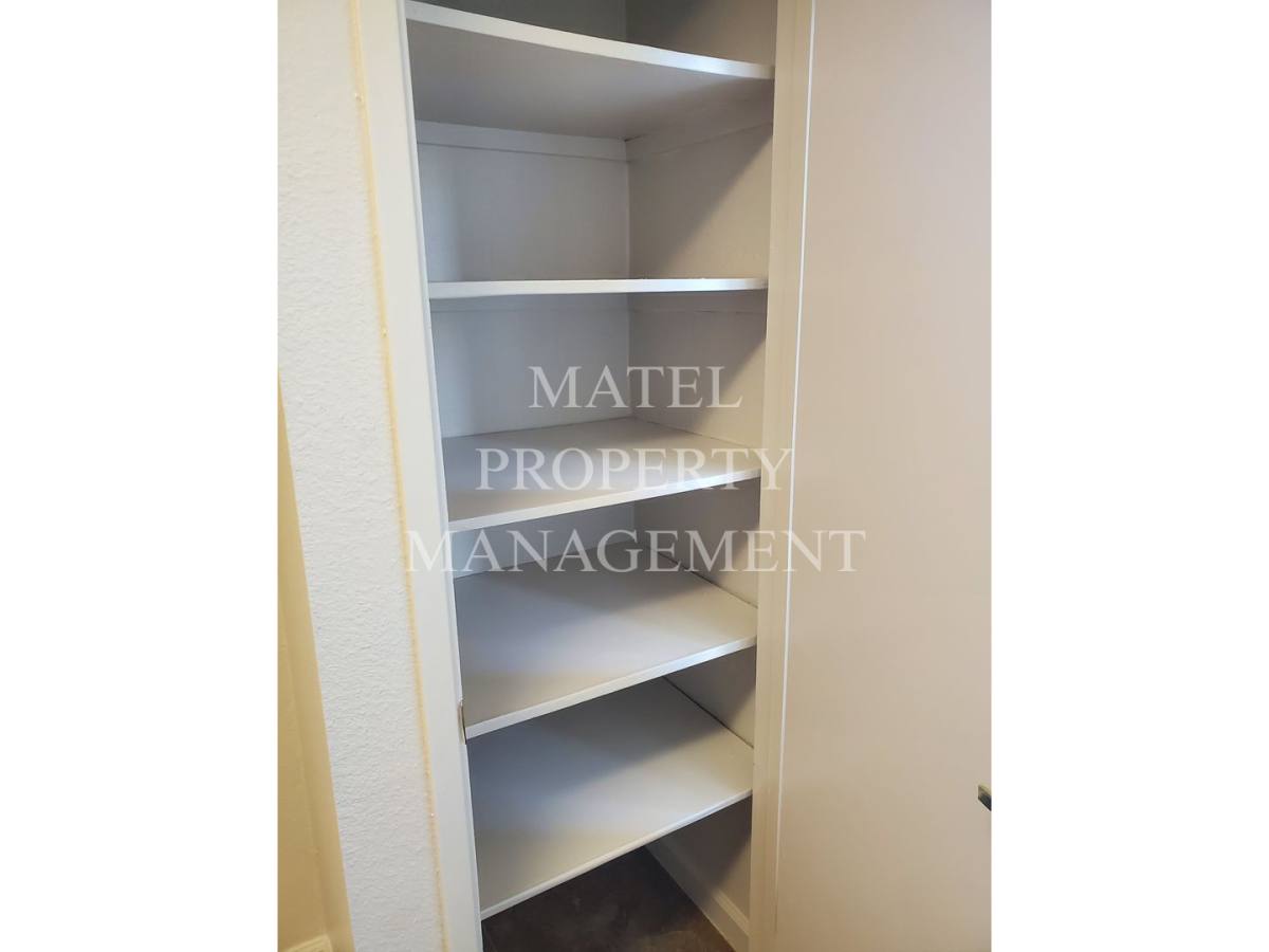 Apartment for rent at 1313 Floyd Ave, Modesto, CA 95355