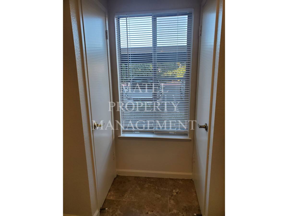 Apartment for rent at 1313 Floyd Ave, Modesto, CA 95355