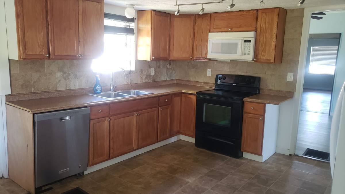 House for rent at 1229 11th Ave W, Palmetto, FL 34221