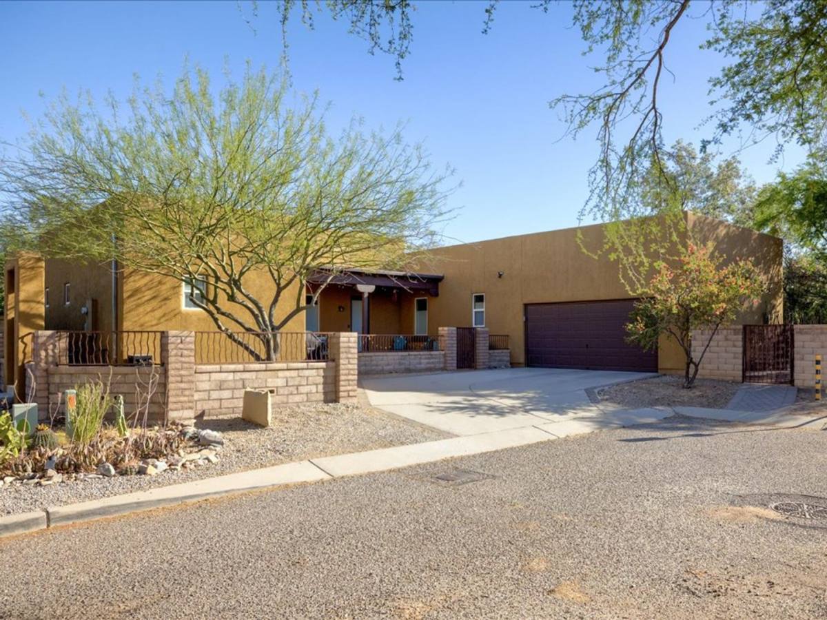 House for rent at 10570 E Maldonado Place, Tucson, AZ 85747