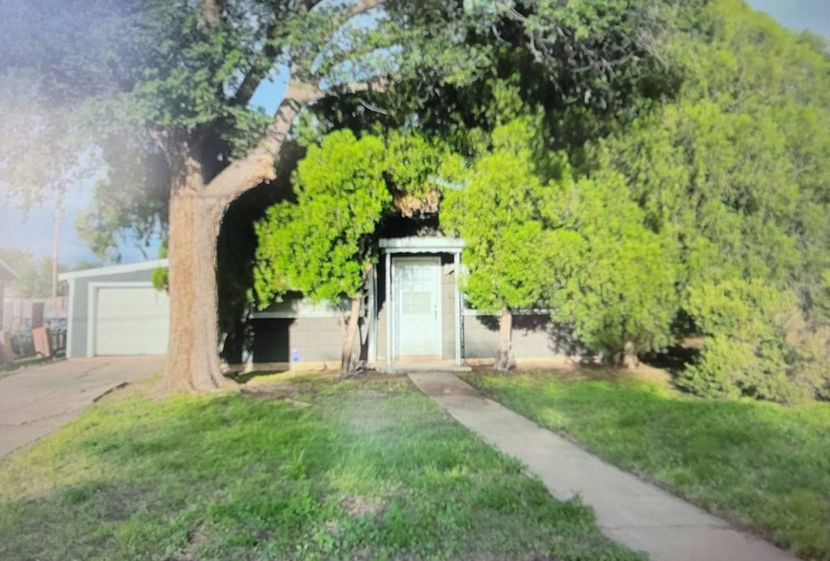 House for rent at 1906 N Hughes, Amarillo, TX 79107
