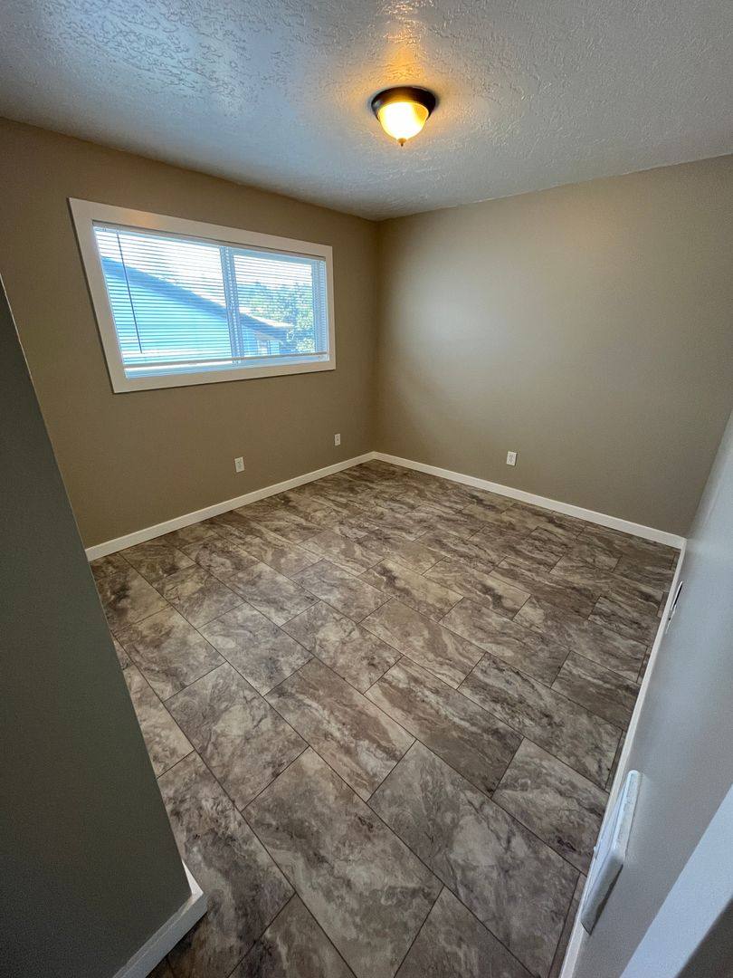 Apartment for rent at 502 NE 78th Ave, Portland, OR 97213