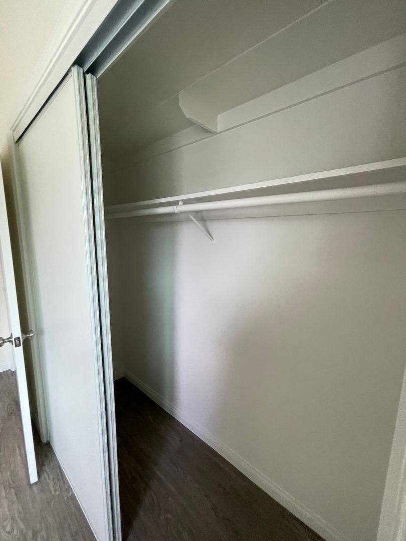 Apartment for rent at 10235-10239 Darby Ave, Inglewood, CA 90303