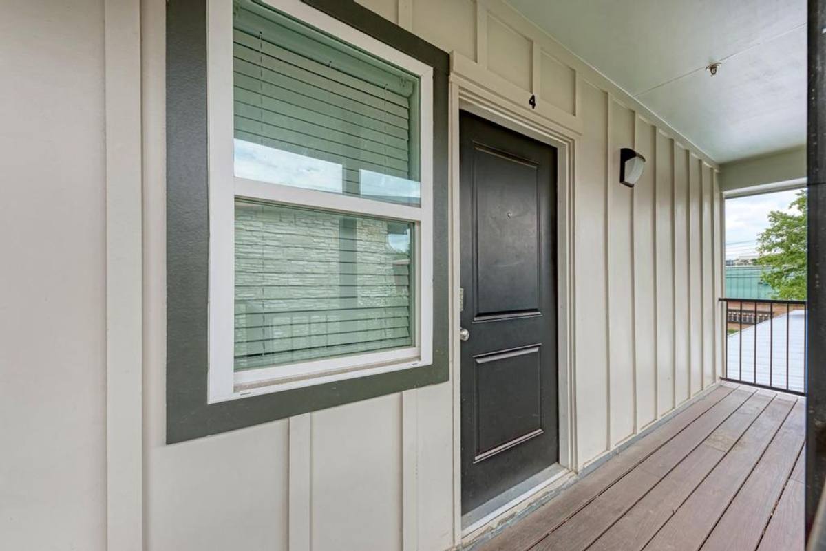 Apartment for rent at 306 E 30th, Austin, TX 78705