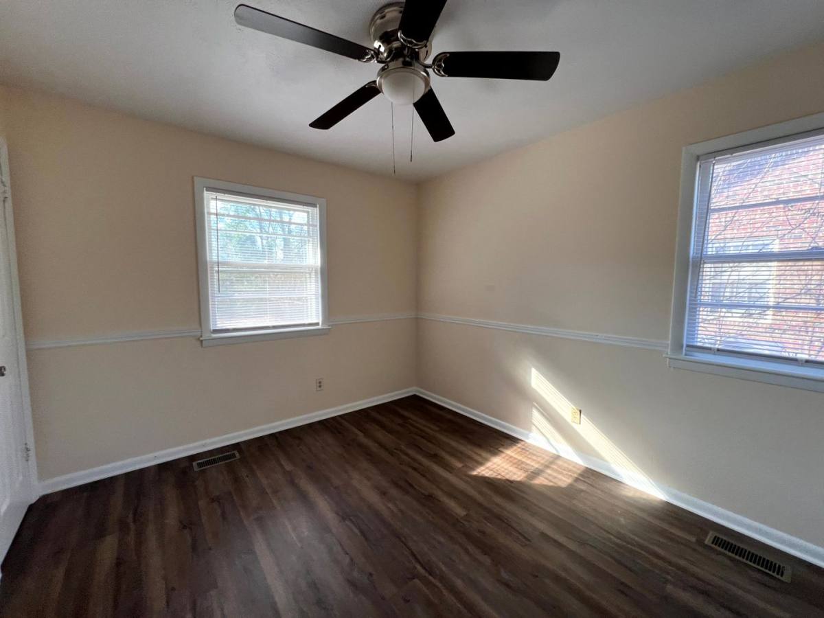 House for rent at 944 Lark Dr, Fayetteville, NC 28314