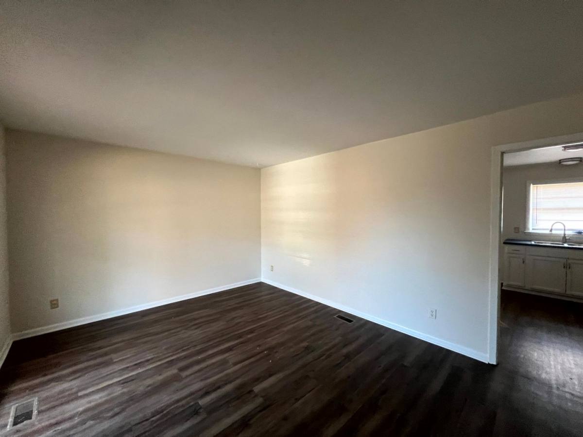 House for rent at 944 Lark Dr, Fayetteville, NC 28314