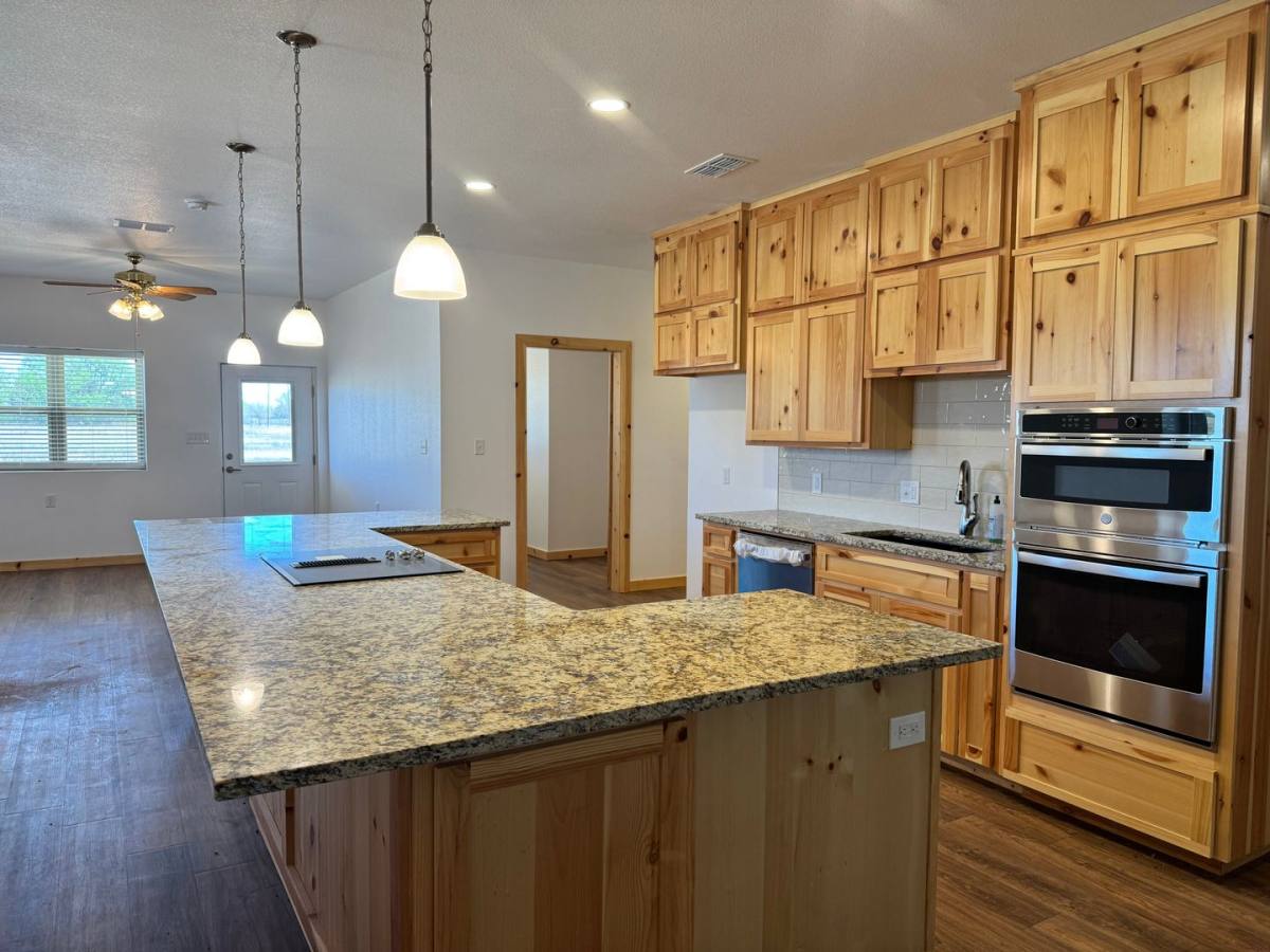 House for rent at 11201 N Cr, Shallowater, TX 79363