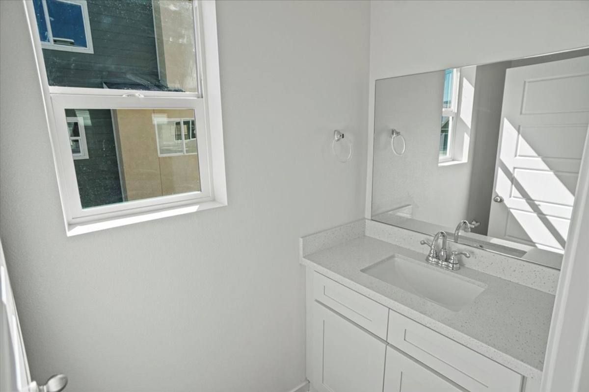 House for rent at 13530 W Foothill Blvd, Sylmar, CA 91342