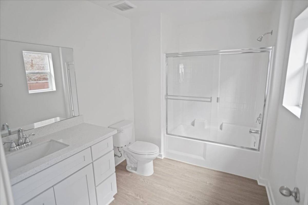 House for rent at 13530 W Foothill Blvd, Sylmar, CA 91342