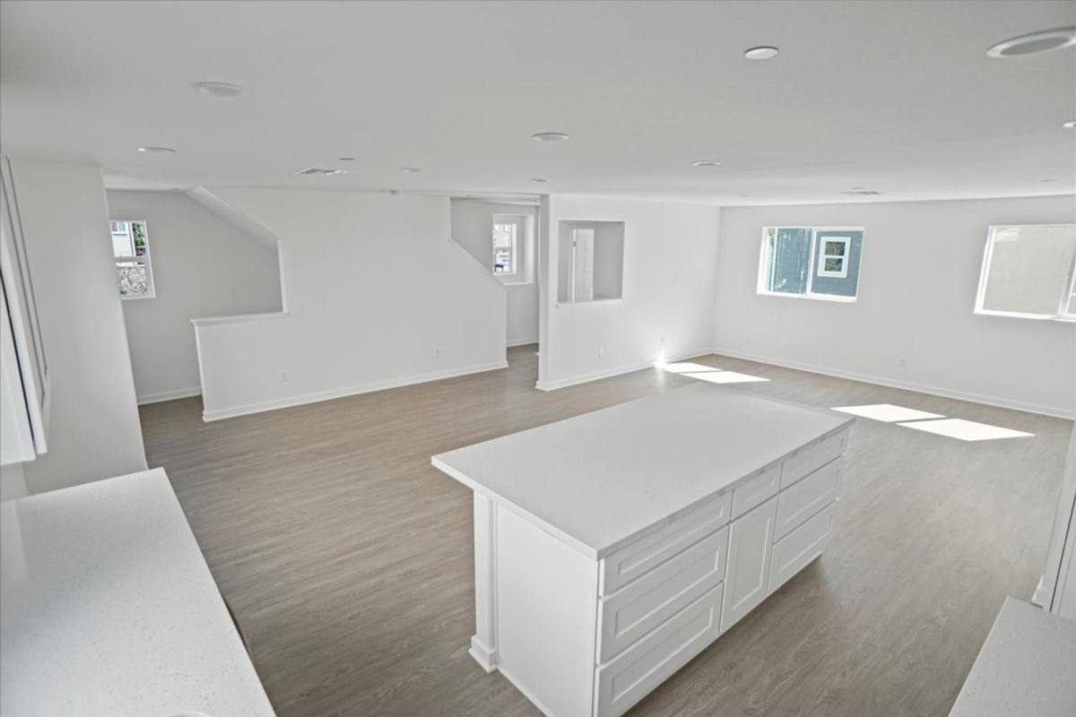 House for rent at 13530 W Foothill Blvd, Sylmar, CA 91342