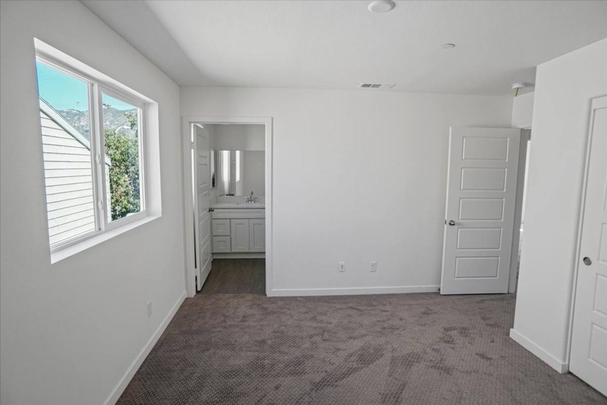 House for rent at 13530 W Foothill Blvd, Sylmar, CA 91342