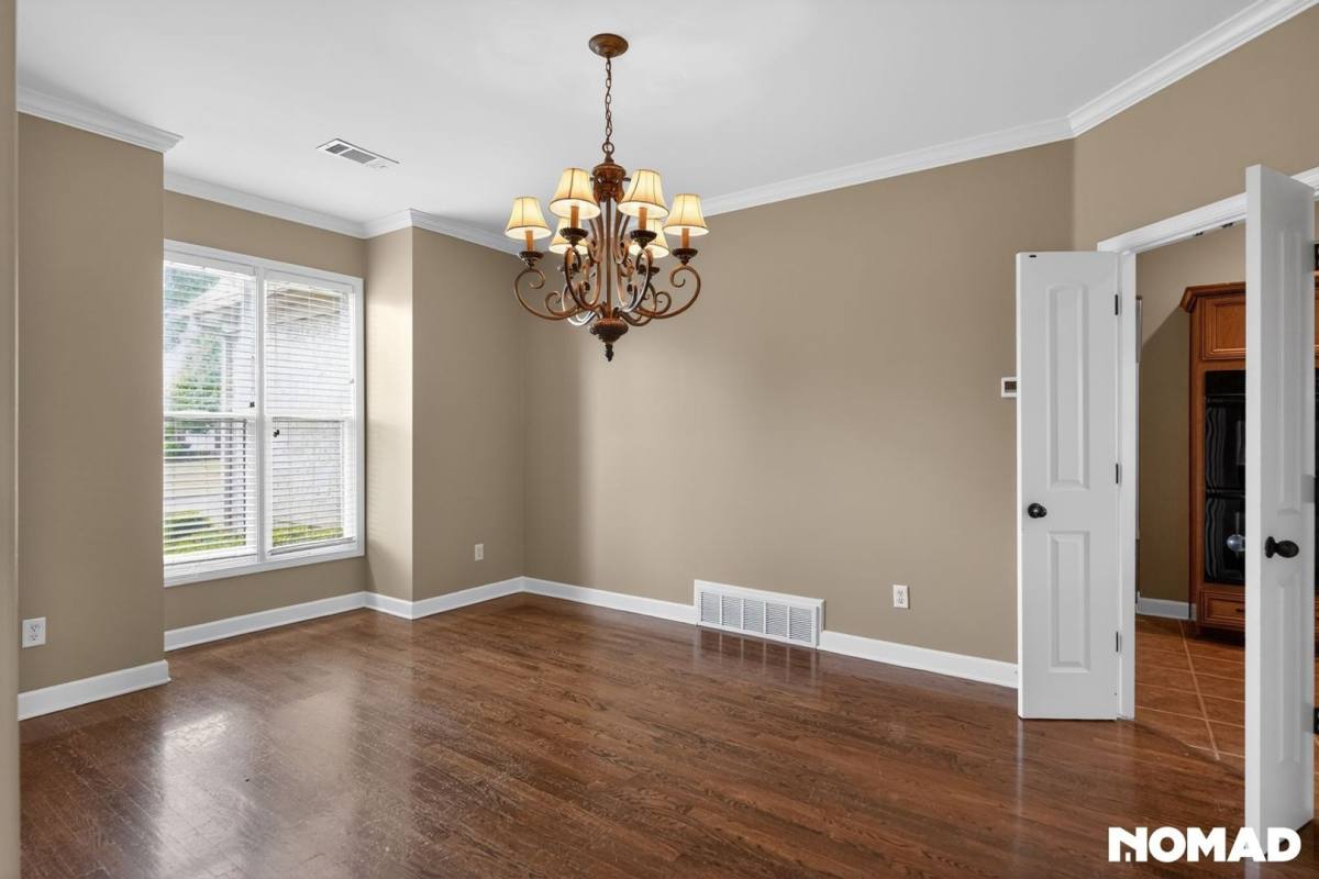 House for rent at 4886 Fox Springs Dr, Collierville, TN 38017