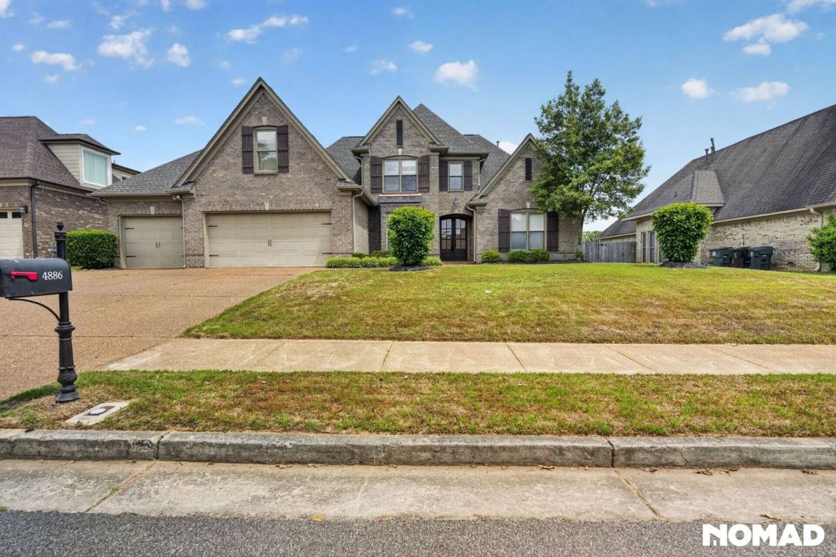 House for rent at 4886 Fox Springs Dr, Collierville, TN 38017