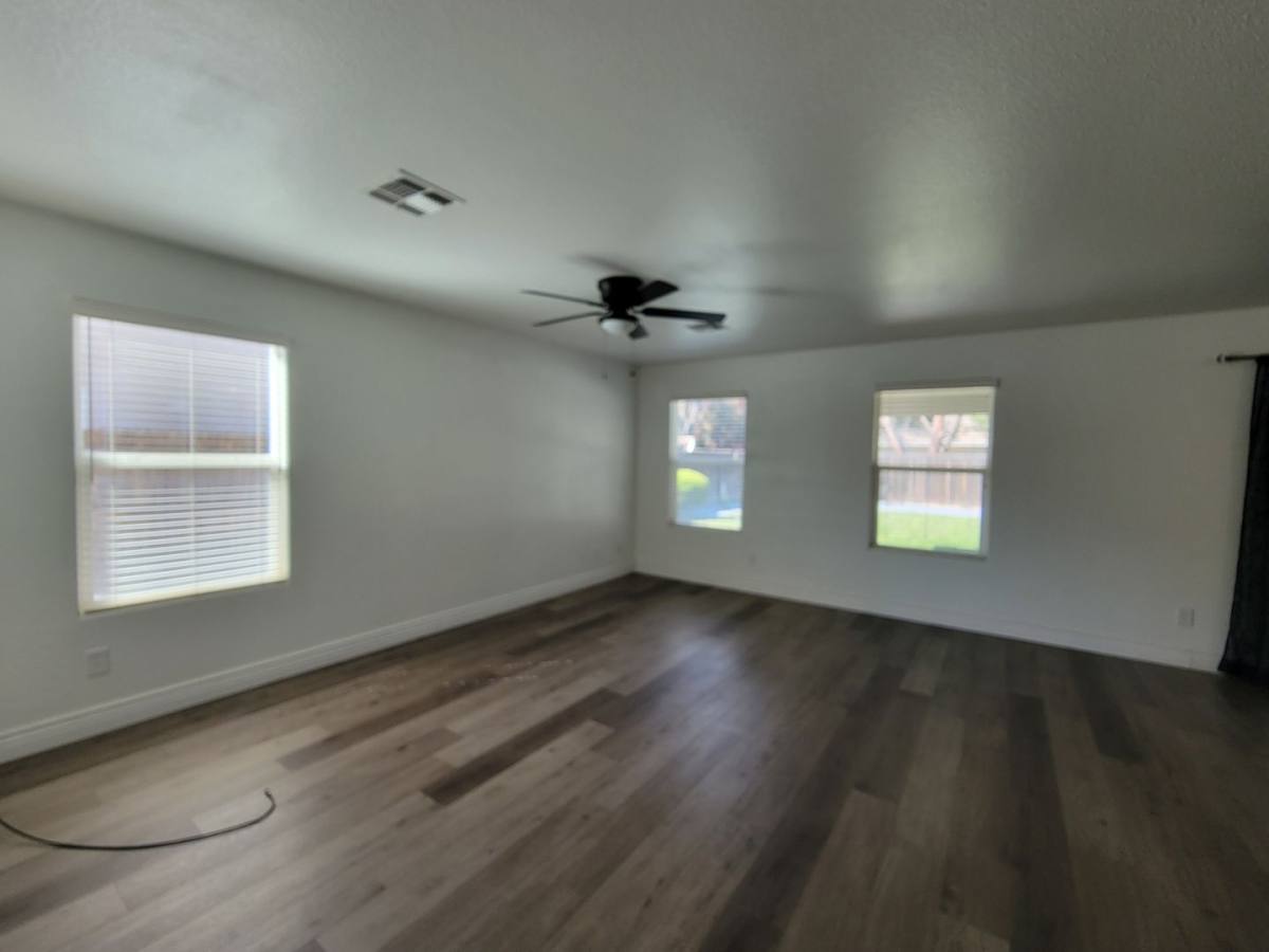 House for rent at 4448 W Rialto, Visalia, CA 93277