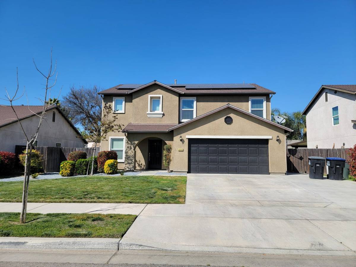 House for rent at 4448 W Rialto, Visalia, CA 93277