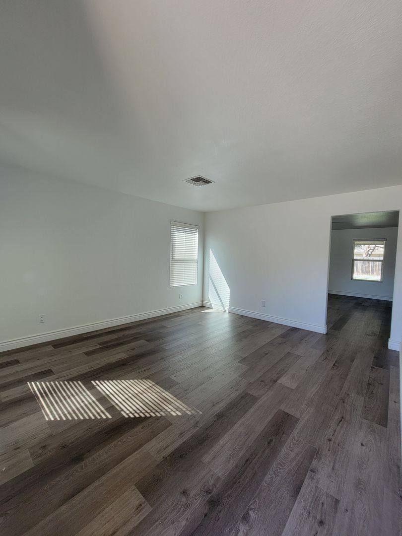 House for rent at 4448 W Rialto, Visalia, CA 93277
