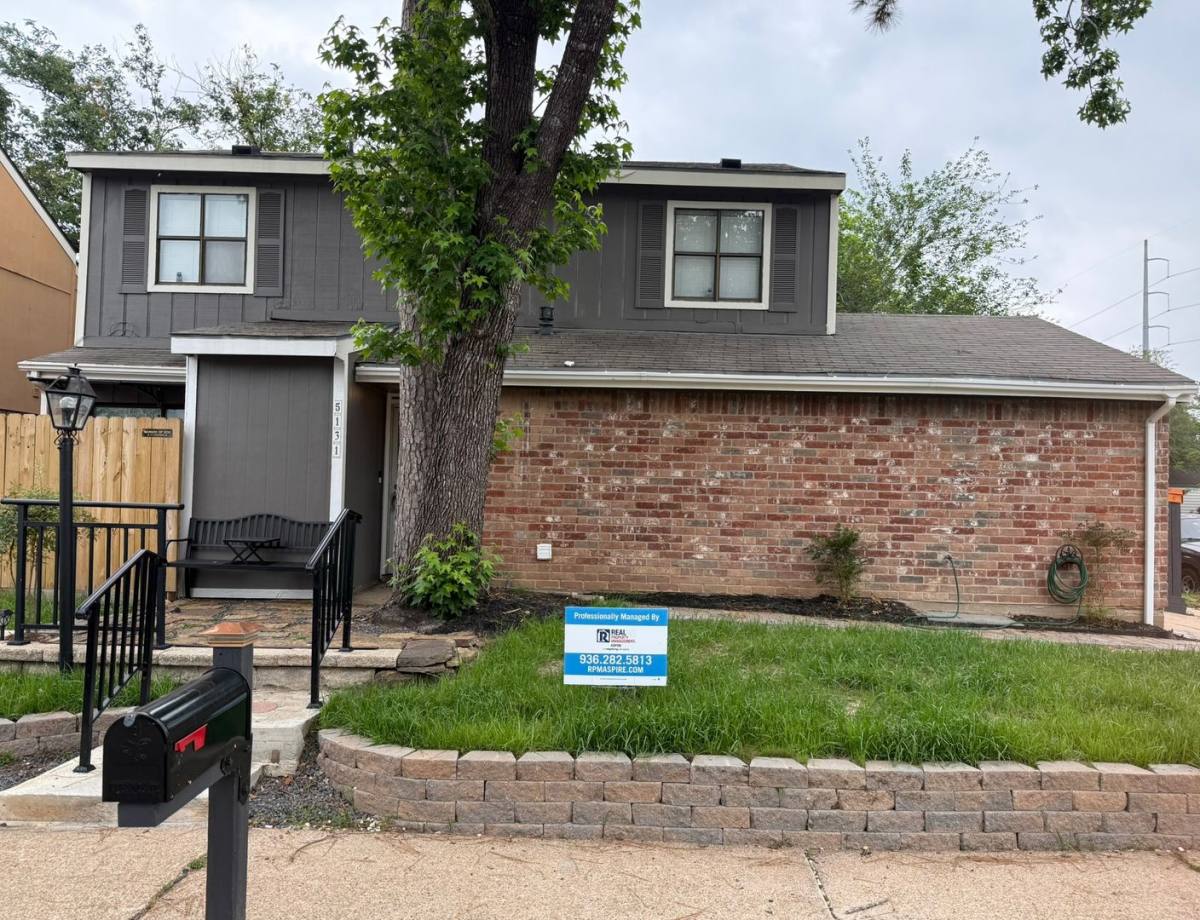 House for rent at 5131 Spring Forest Dr, Houston, TX 77091