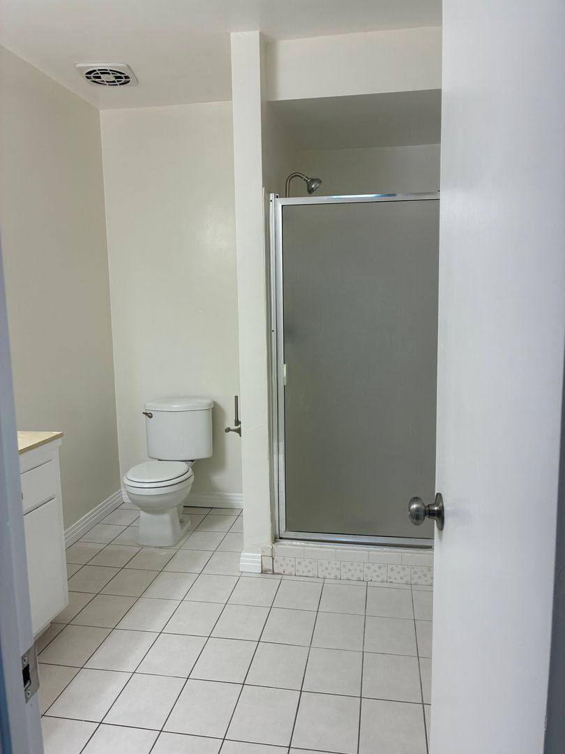 Apartment for rent at 53 Suffolk Ave, Sierra Madre, CA 91024