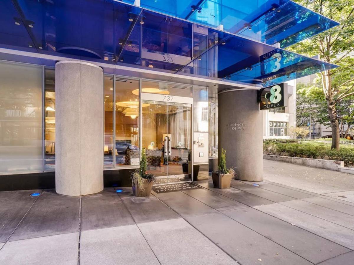 Condo for rent at 737 Olive Way #2509, Seattle, WA 98101