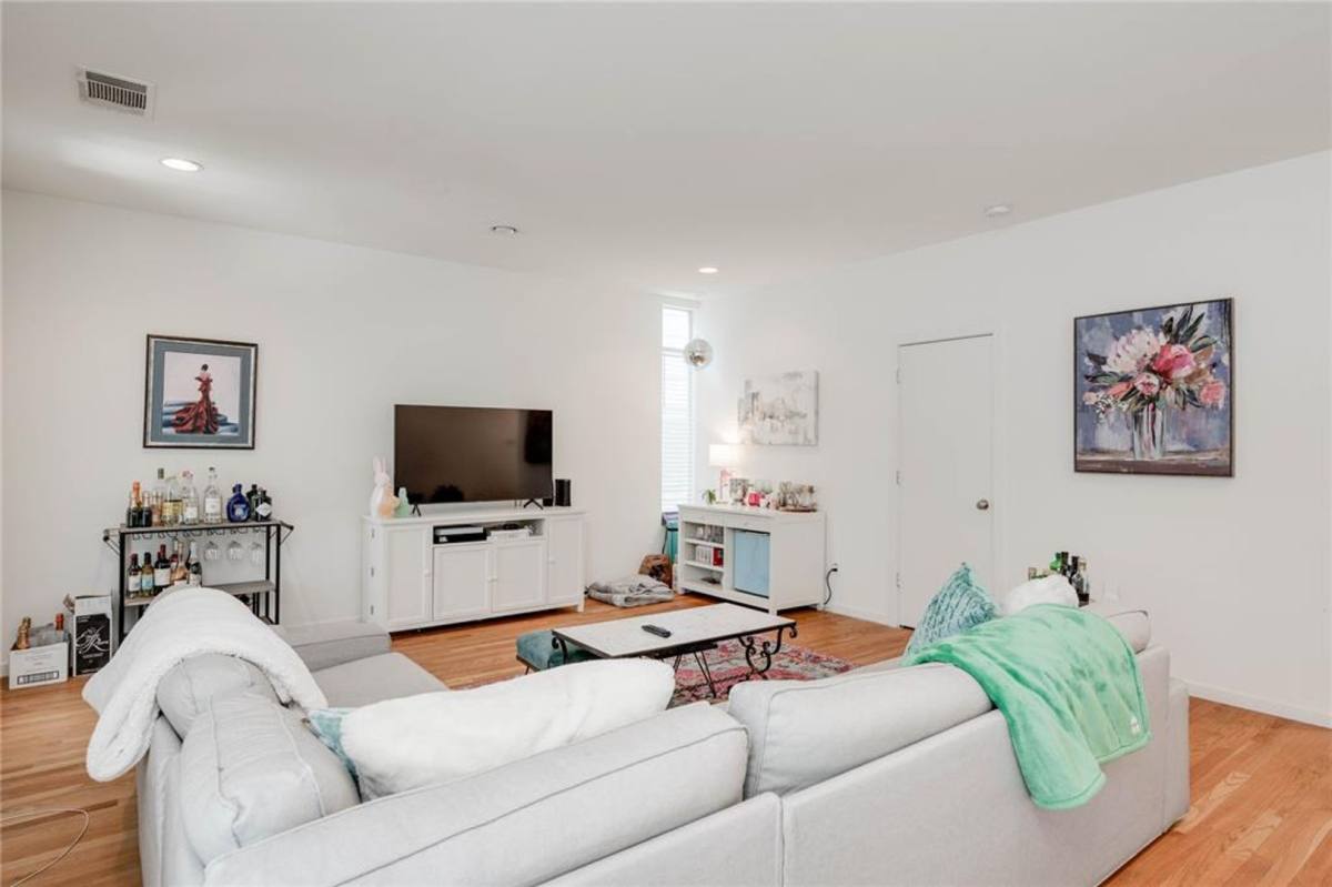 House for rent at 712 E 45th St, Austin, TX 78751