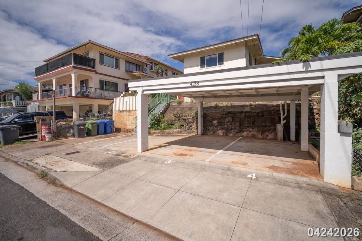 House for rent at 4138 Keaka Dr, Honolulu, HI 96818