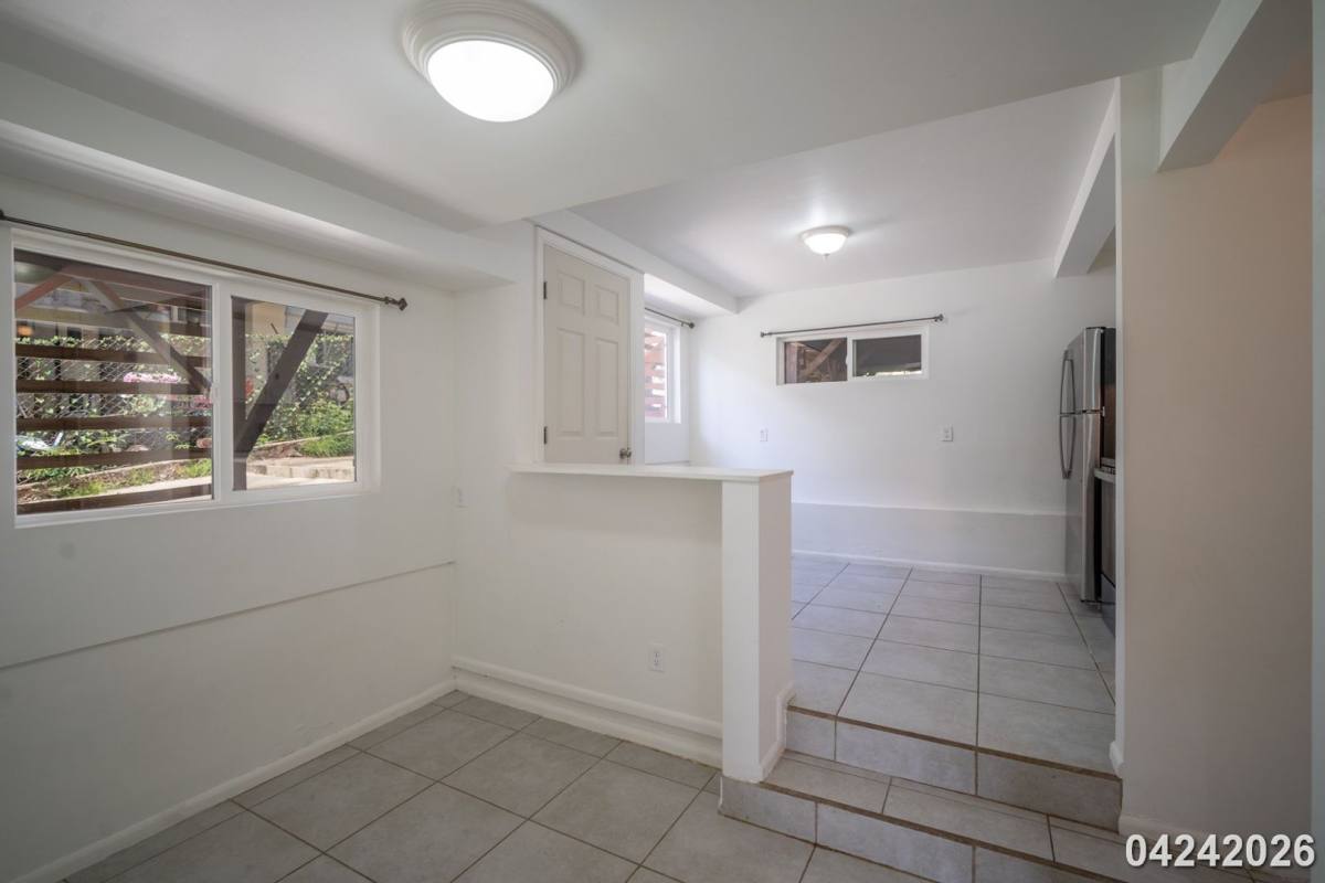 House for rent at 4138 Keaka Dr, Honolulu, HI 96818