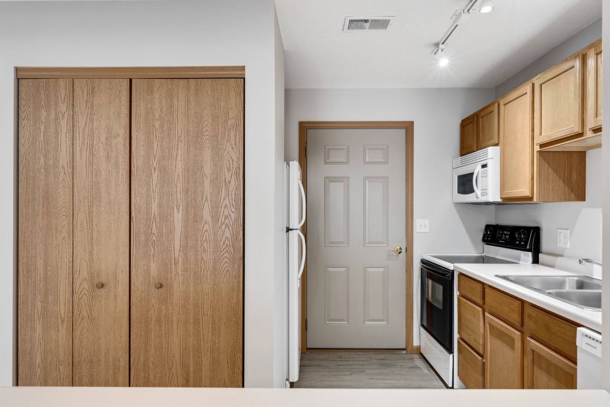 Townhouse for rent at 1208 Eastwood St, Holmen, WI 54636