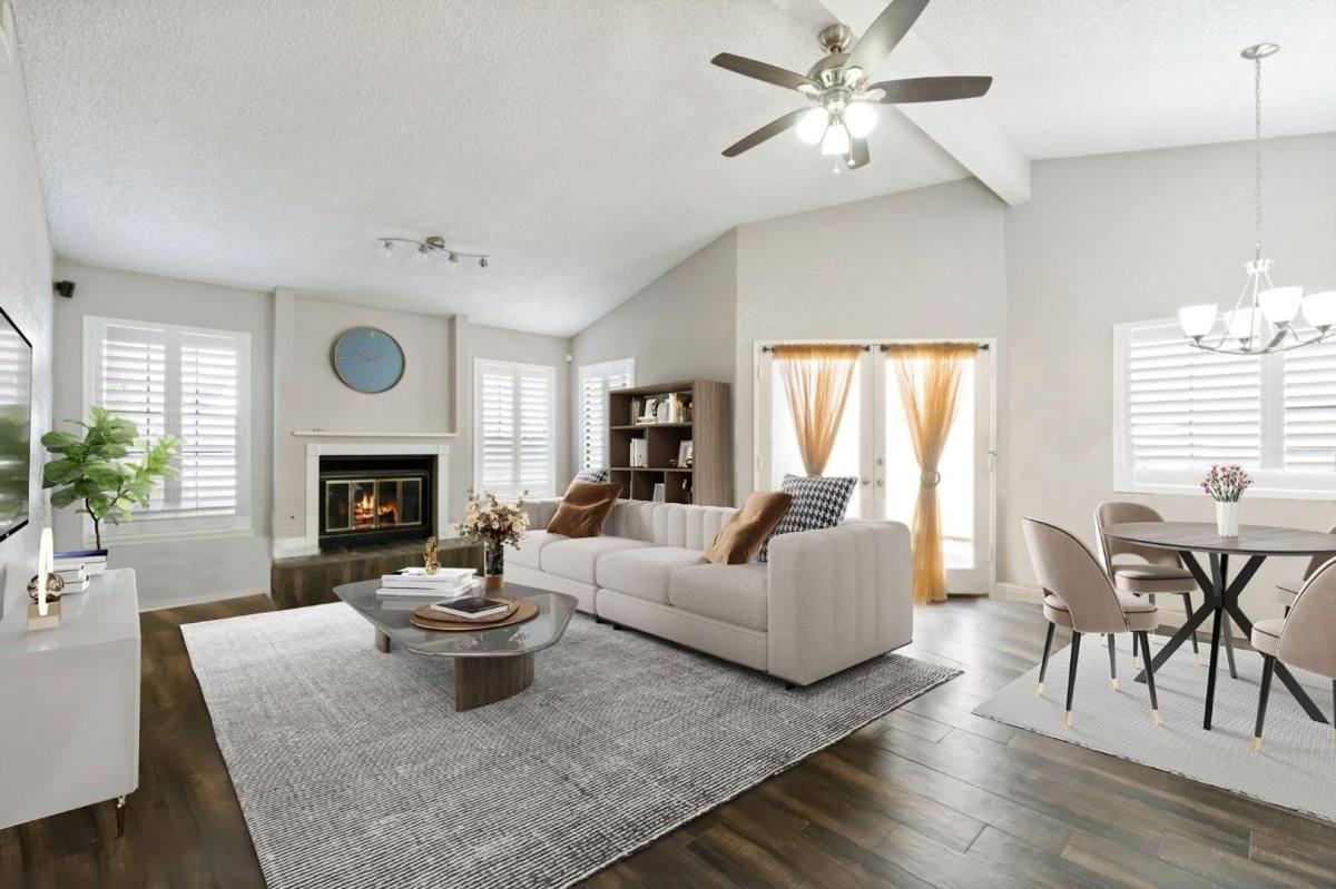 House for rent at 1050 E Fallbrook Ave, Fresno, CA 93720