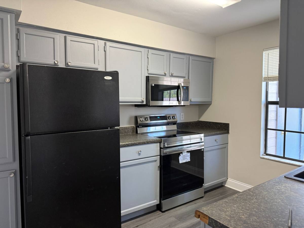Townhouse for rent at 2982 Embassy Court, Casselberry, FL 32707