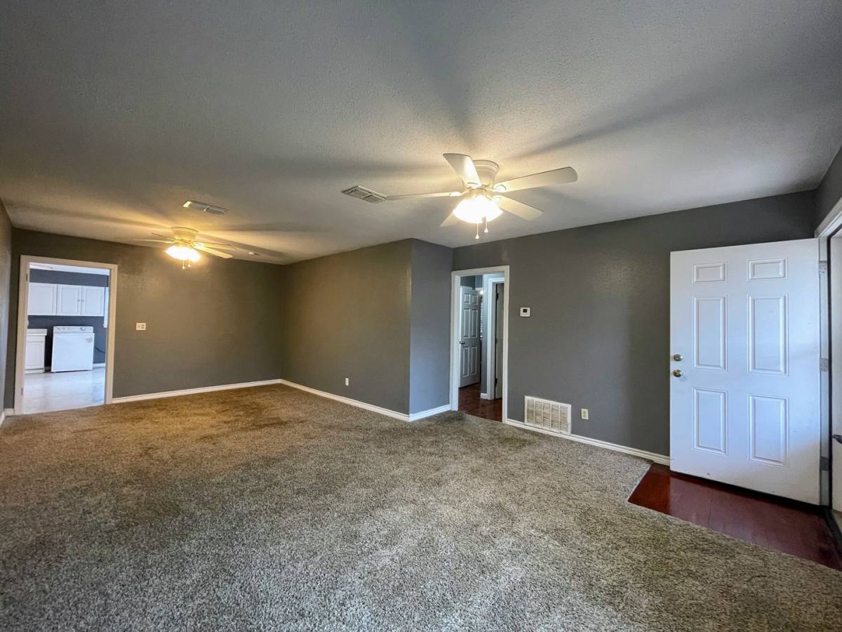 House for rent at 3710 Ave V, Snyder, TX 79549