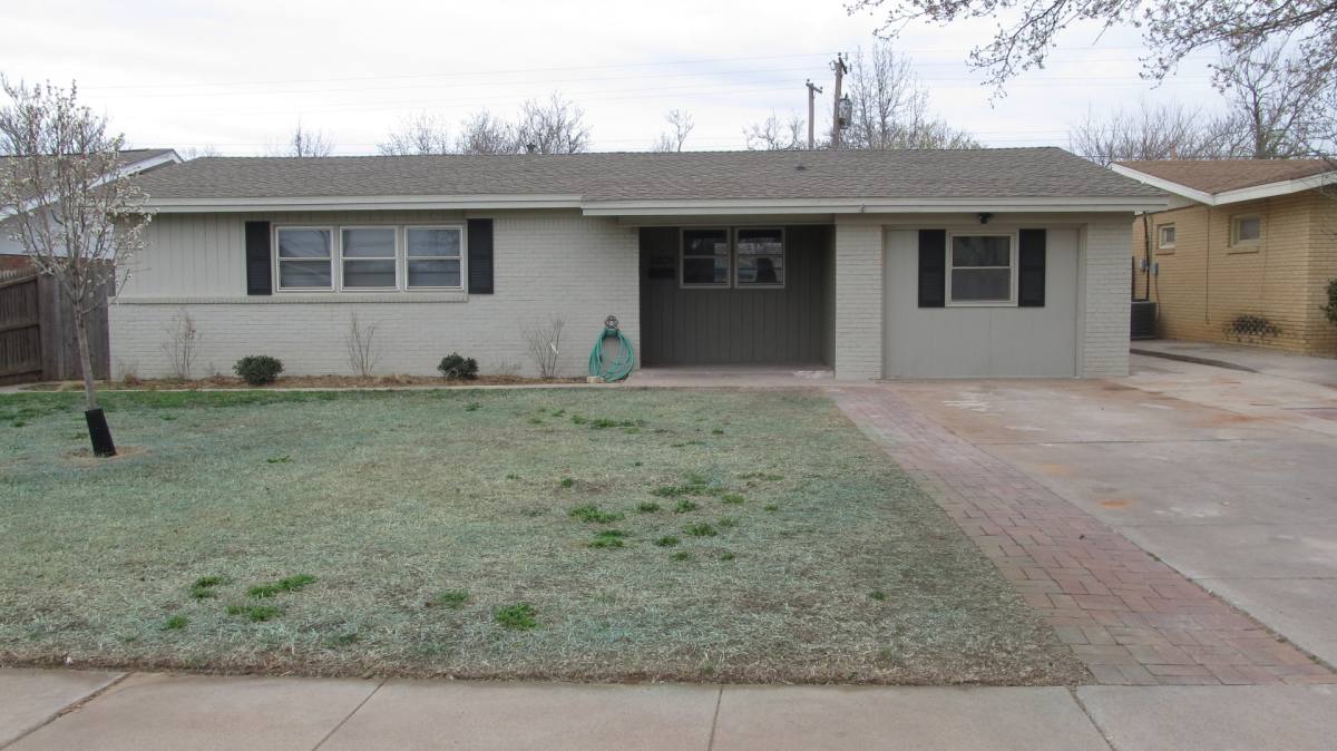 House for rent at 2805 55th St, Lubbock, TX 79413