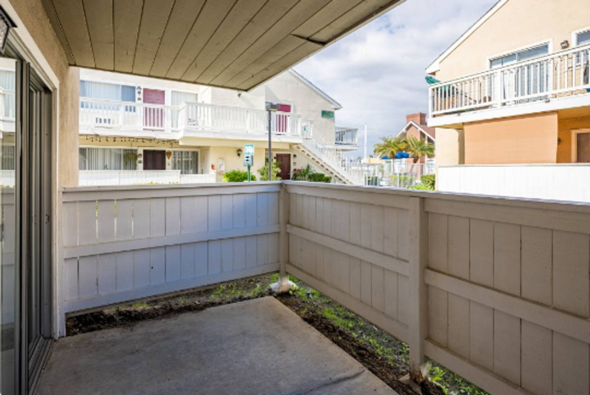 Apartment for rent at 489 S Chatham Circle, Anaheim, CA 92806