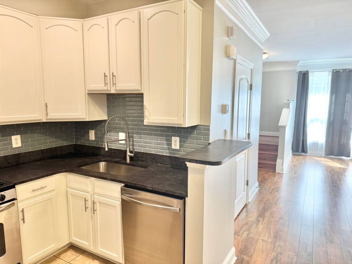 Townhouse for rent at 2304 Margraf Circle, Woodbridge, VA 22191