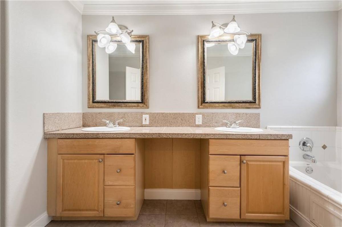 Apartment for rent at 714 E 45th St, Austin, TX 78751