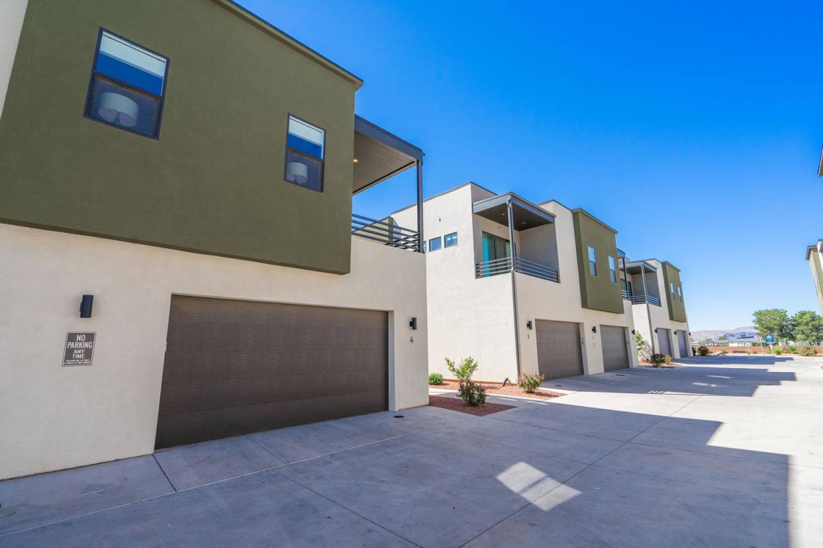 House for rent at 3080 S Bloomington Dr, Saint George, UT 84790