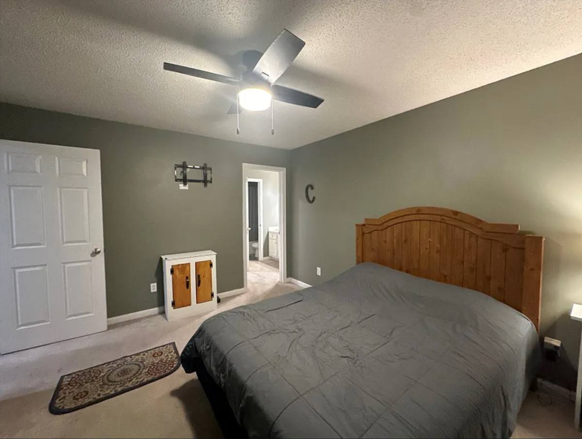 Condo for rent at 618 8th Ave, Opelika, AL 36801
