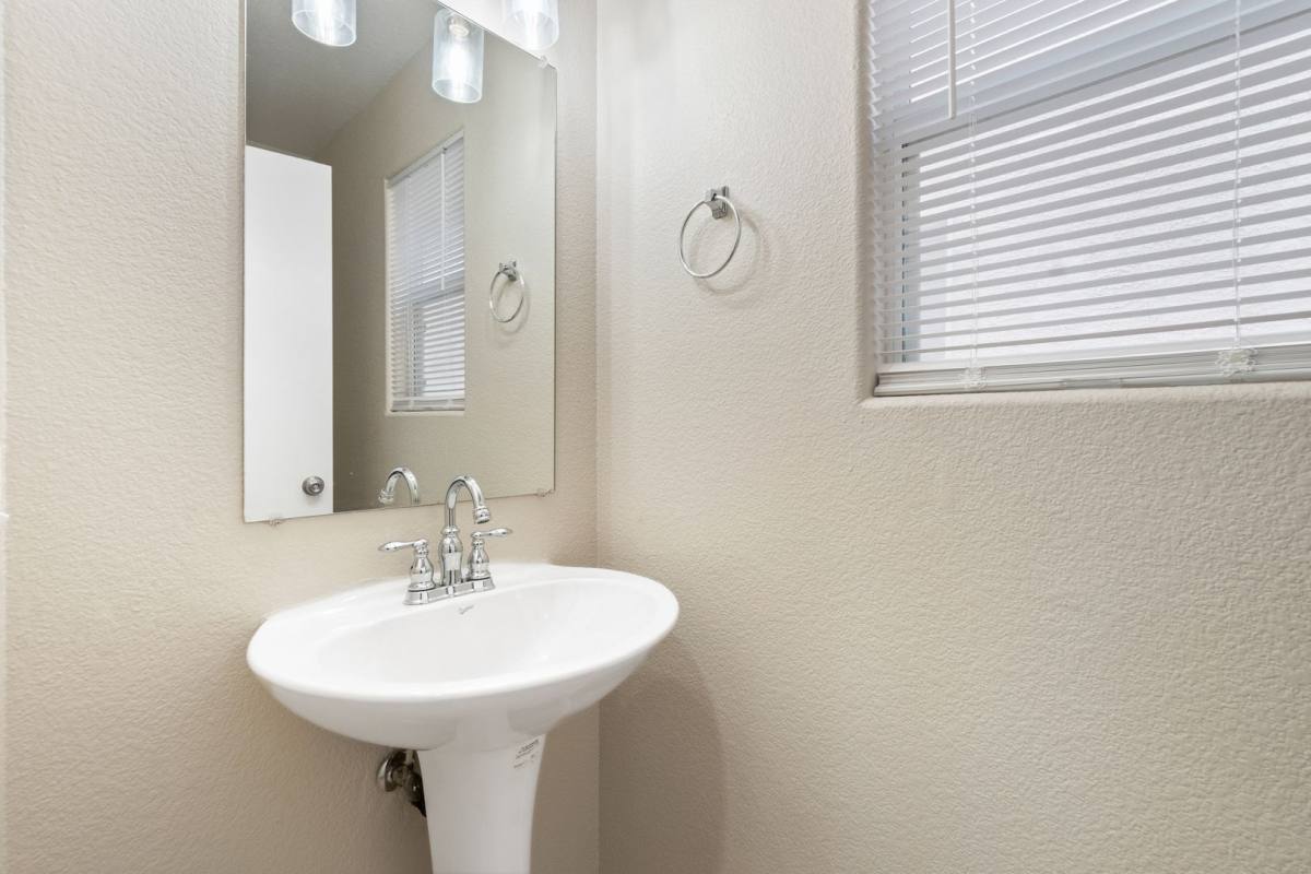 Townhouse for rent at 3211 Sunrise Cove Ave, North Las Vegas, NV 89031