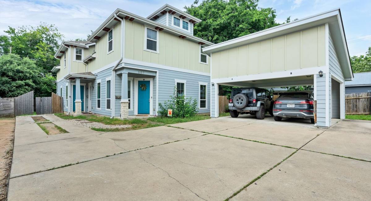 Townhouse for rent at 507 W N Loop Blvd, Austin, TX 78751