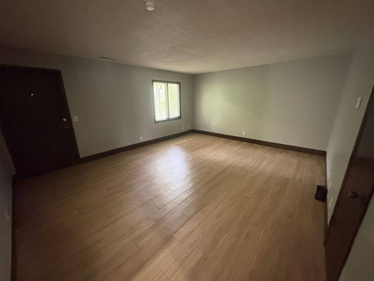 Apartment for rent at 1528 S 19th St, Lincoln, NE 68502