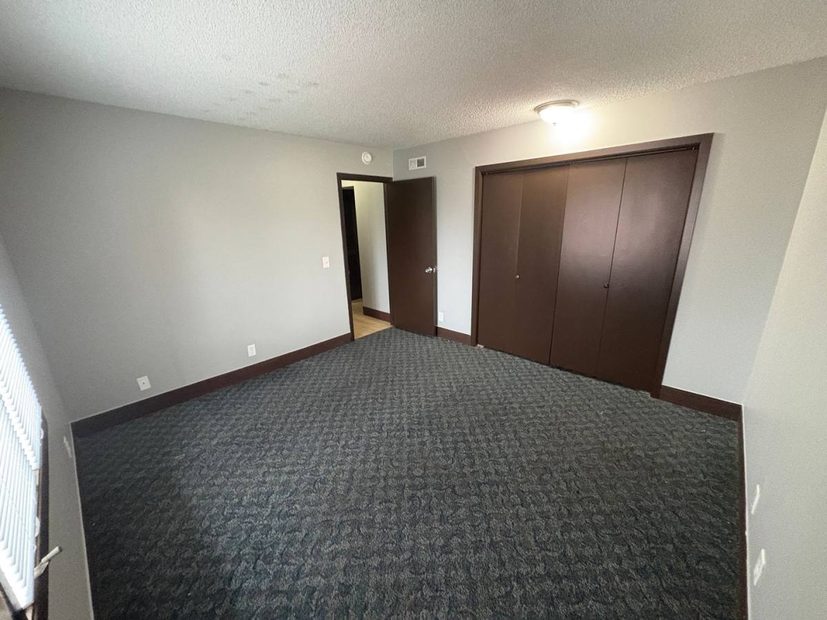 Apartment for rent at 1528 S 19th St, Lincoln, NE 68502