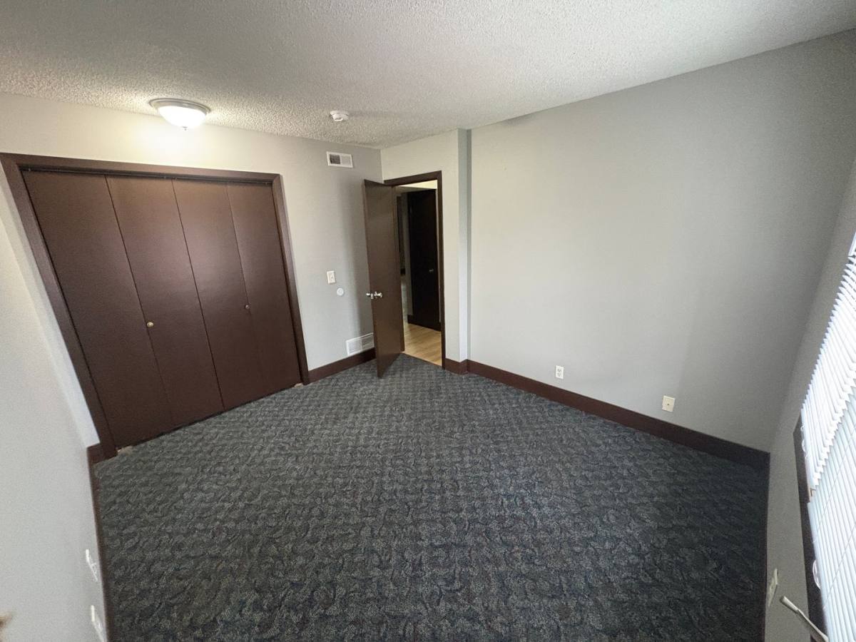 Apartment for rent at 1528 S 19th St, Lincoln, NE 68502