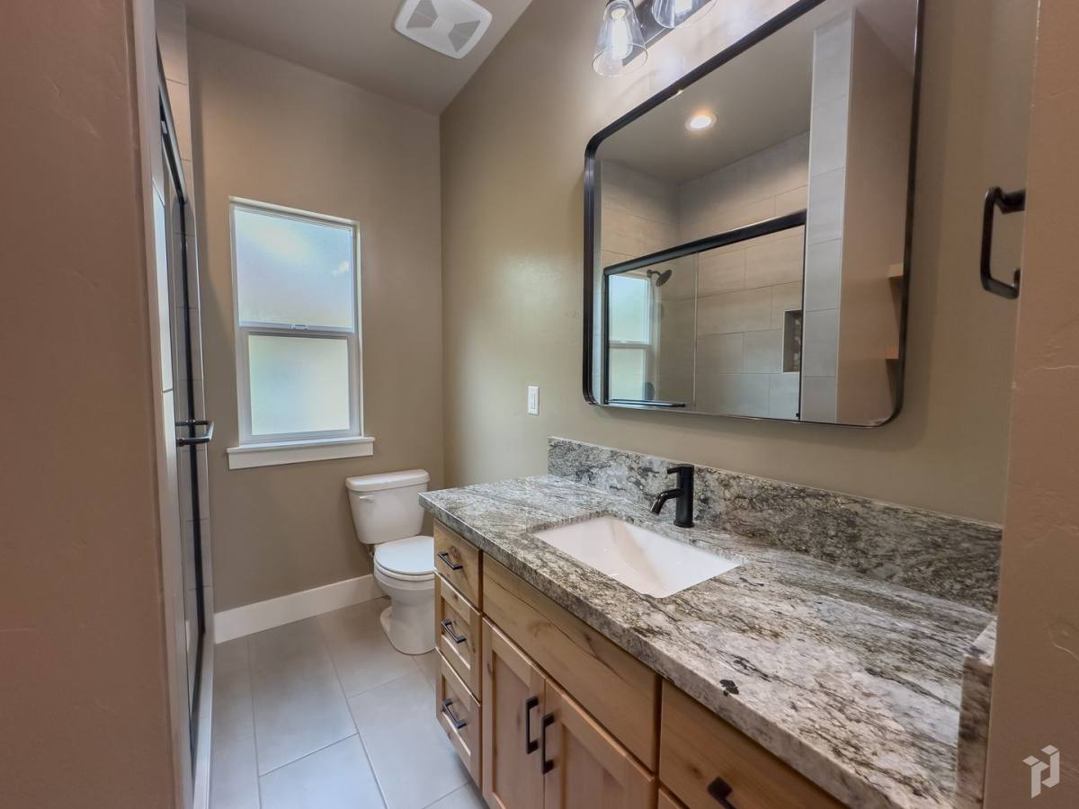 Apartment for rent at 555 E 4th 421 Olive, Chico, CA 95928