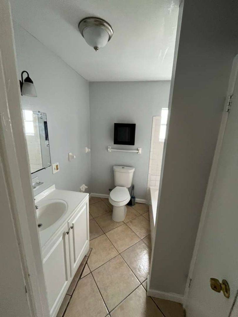 House for rent at 820 W 13th St, Lakeland, FL 33805