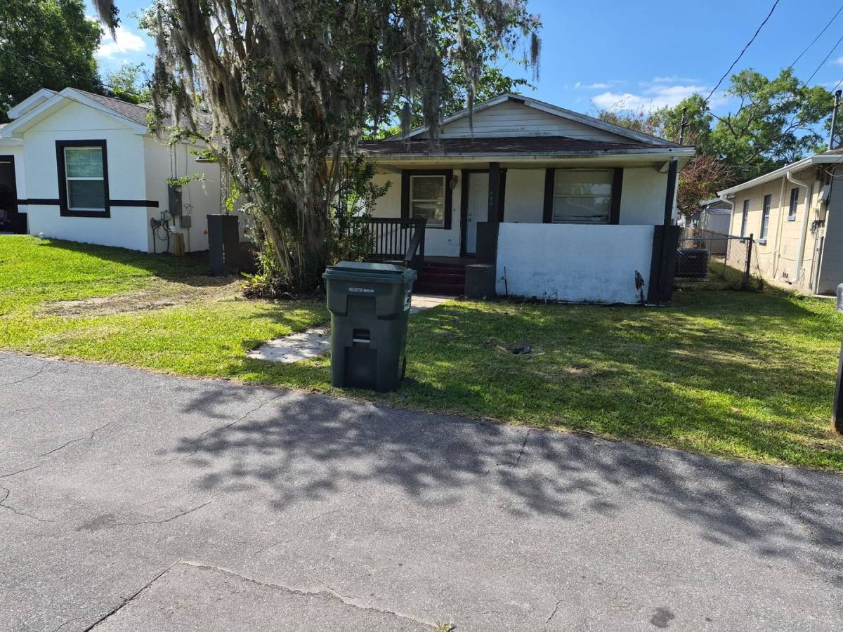 House for rent at 820 W 13th St, Lakeland, FL 33805