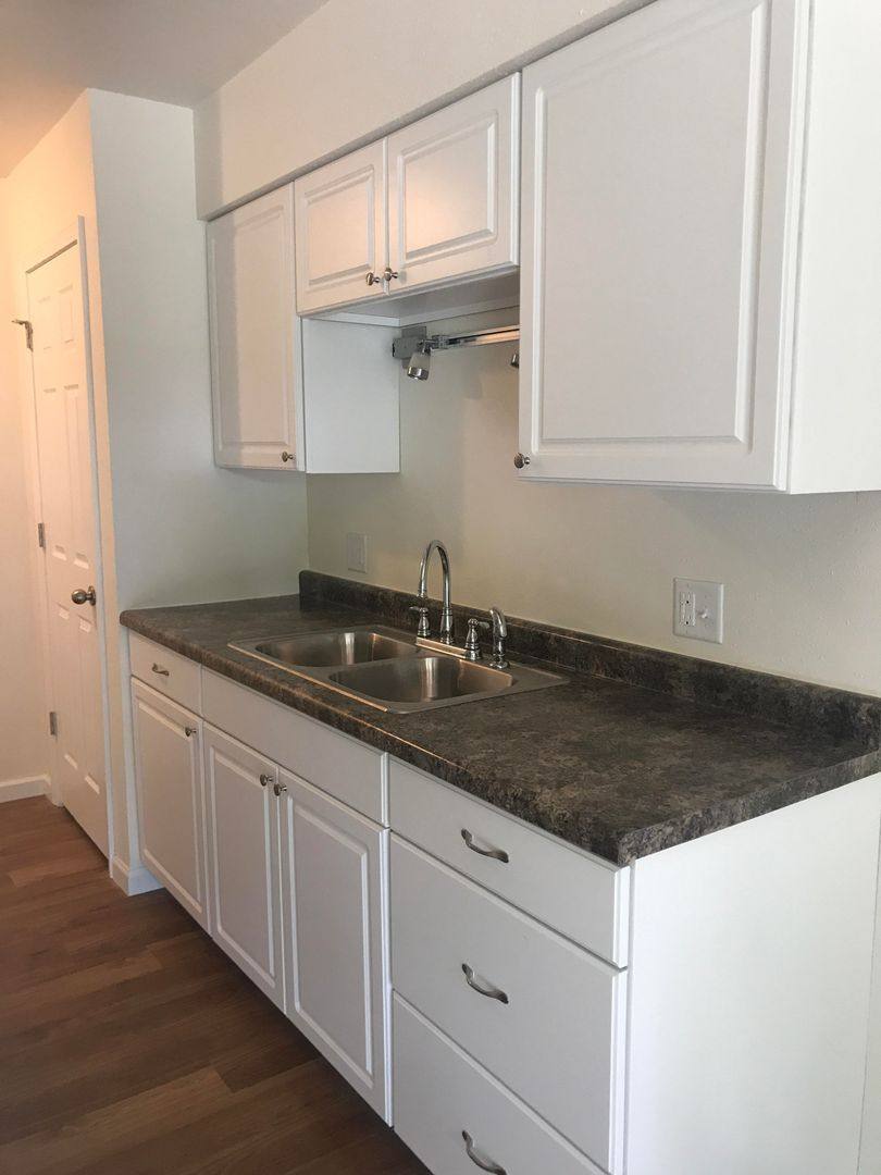 Apartment for rent at 1000 Copeland Ave, La Crosse, WI 54603