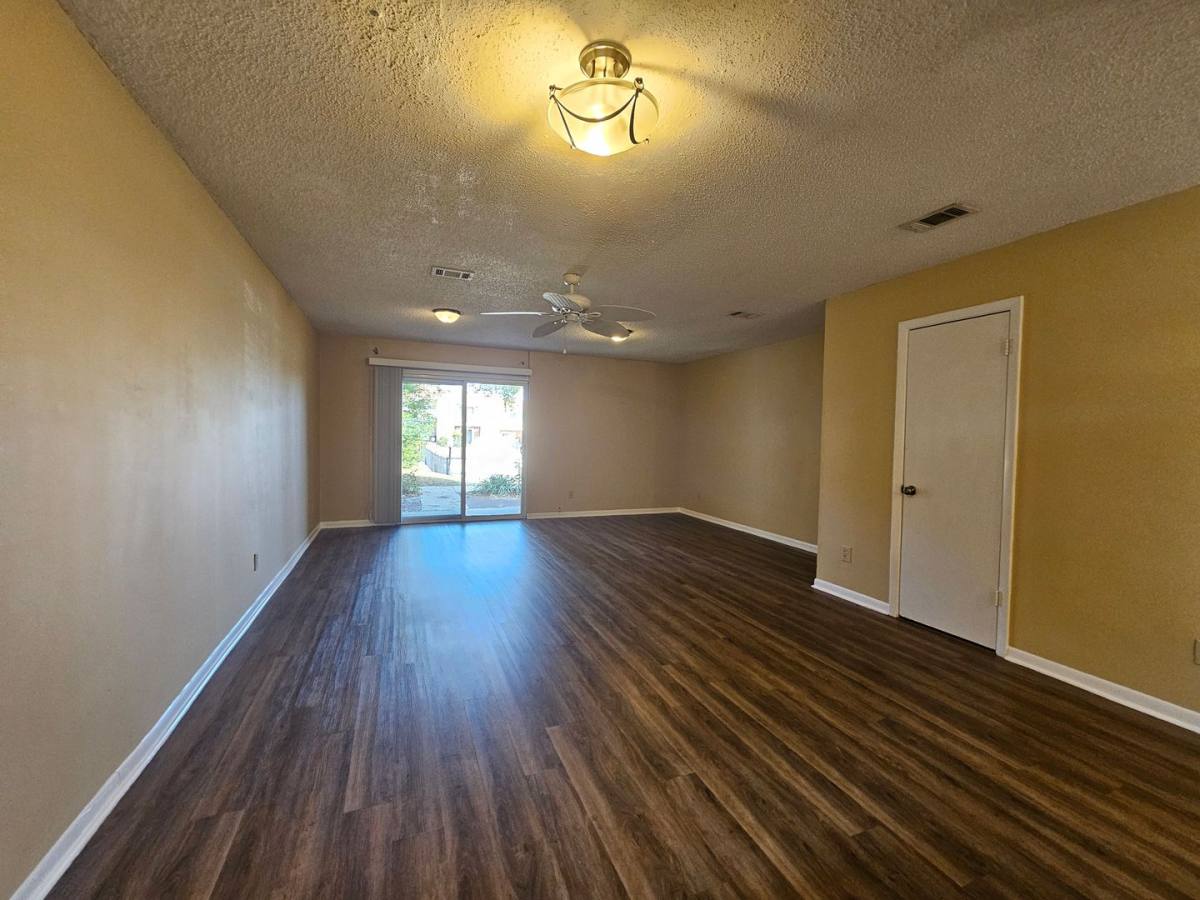 Townhouse for rent at 1325 W 12th St #B-2, Panama City, FL 32401