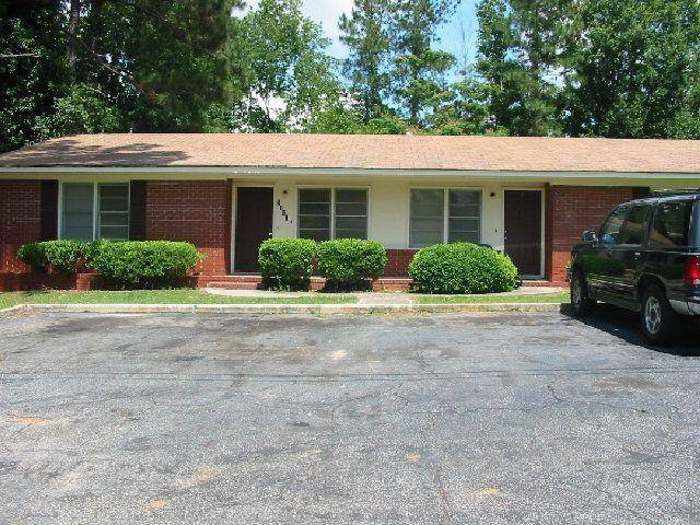 Apartment for rent at 2421 University Dr, Valdosta, GA 31601
